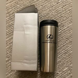 Never used insulated Lexus coffee cups